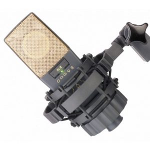AKG C414